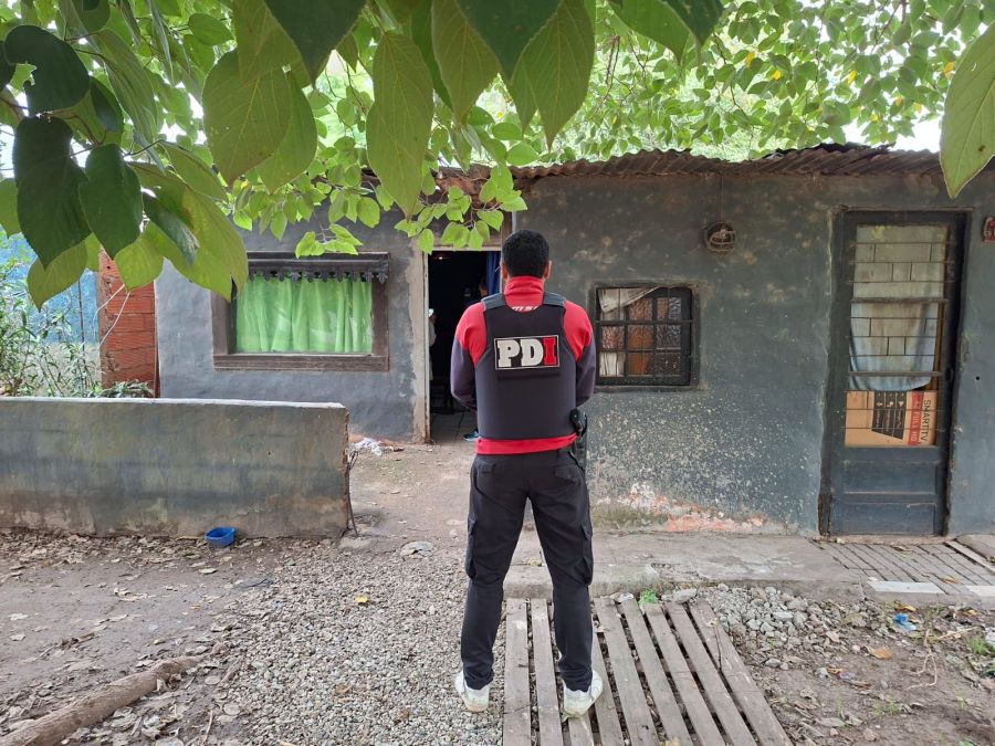 Avanza la investigación por amenazas a escuelas con nuevos allanamientos en la región