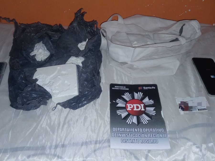 Fuerte operativo policial contra las extorsiones termina con el secuestro de 600 gramos de cocaína