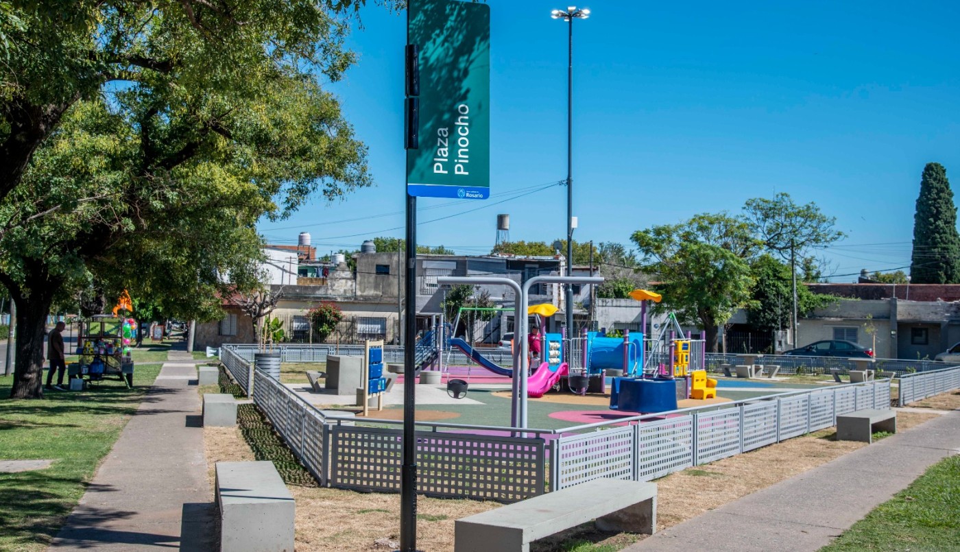 Rosario inauguró dos nuevas plazas en zona norte y anunciaron obras en Avenida Casiano Casas | Rosario y la región