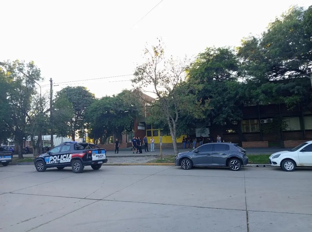 "Gritó ‘sorpresa’ y empezó a los tiros": el crudo relato de un alumno de la escuela de San Cristóbal | Información General