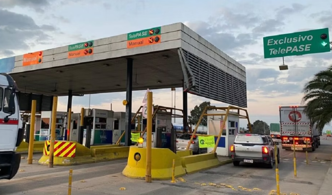 Instalan el Sistema de Pesaje Dinámico en la Autopista Rosario-Santa Fe | Rosario y la región