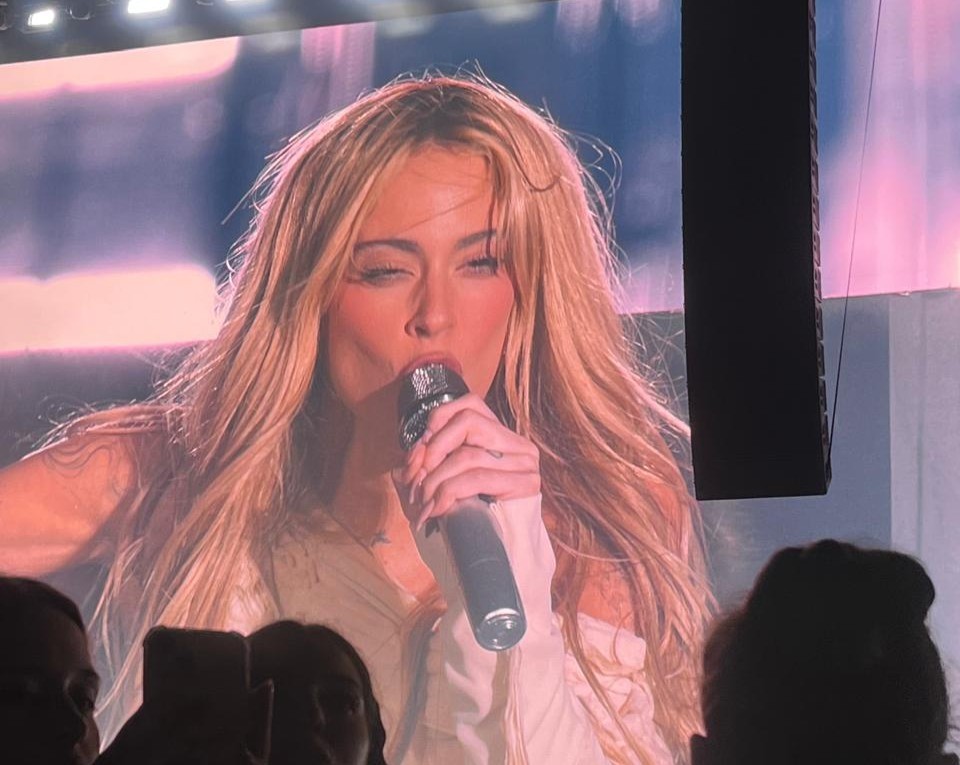 Tini deslumbró en Rosario con su show inmersivo y una imponente lista de invitados | Espectáculos