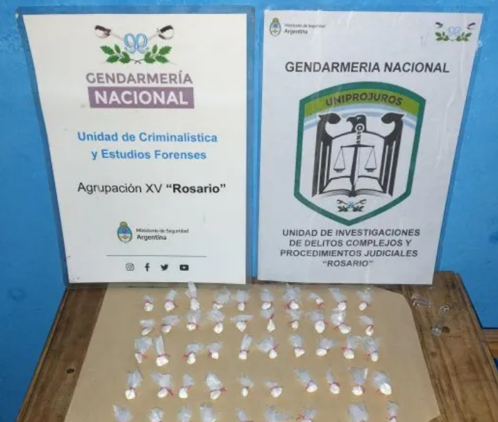 Detienen a dos mujeres por tráfico de drogas y vínculos con balaceras en Vía Honda | Rosario y la región