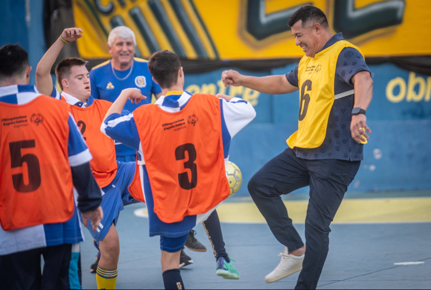 Almirón compartió la práctica inclusiva en el Clubsito | Deportes