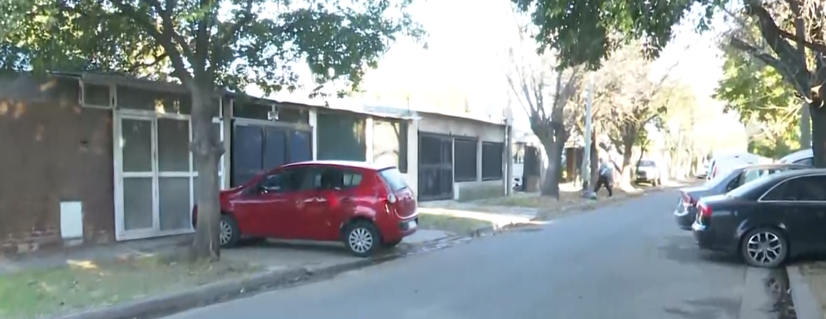 Dejaron una bala y una nota en una casa | Rosario y la región