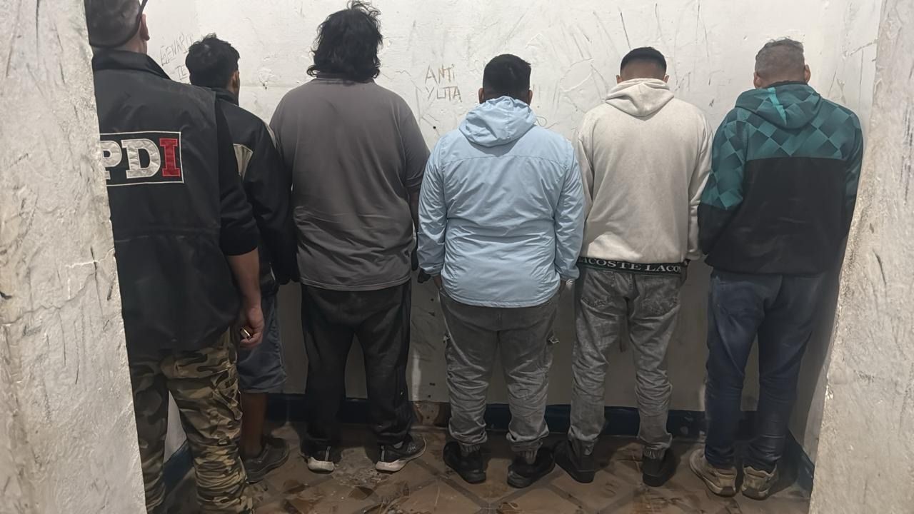 Cayeron ocho personas y secuestraron drogas en allanamientos en barrio La Cariñosa | Rosario y la región