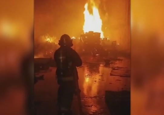 Incendio en un galpón abandonado de barrio Las Delicias | Rosario y la región