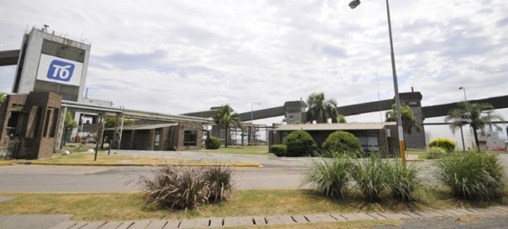 Fatal siniestro laboral en Puerto San Martín: un trabajador murió dentro de Terminal 6 | Información General