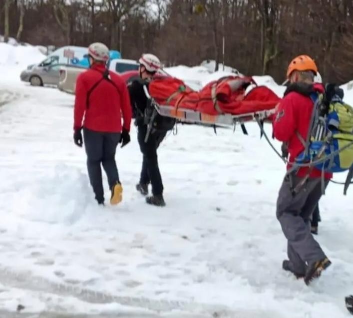 Un guía y una turista murieron mientras hacían trekking en un glaciar en Tierra del Fuego | Información General