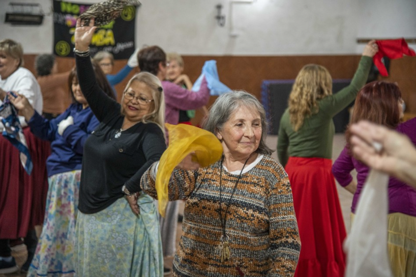 El municipio lanzó “Mil65”: una red de cuidados para la infancia y las personas mayores | Rosario y la región