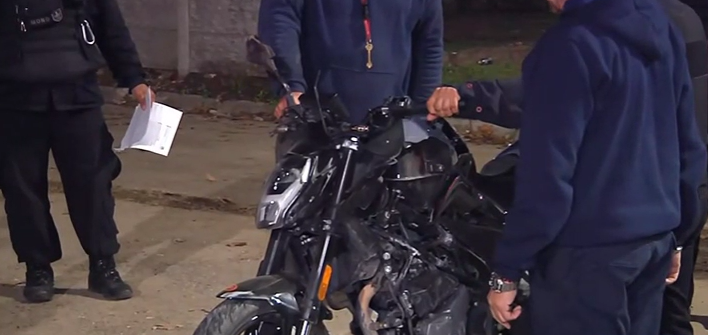 Siniestro vial en Presidente Perón al 7700: un motociclista quedó debajo de un camión | Rosario y la región