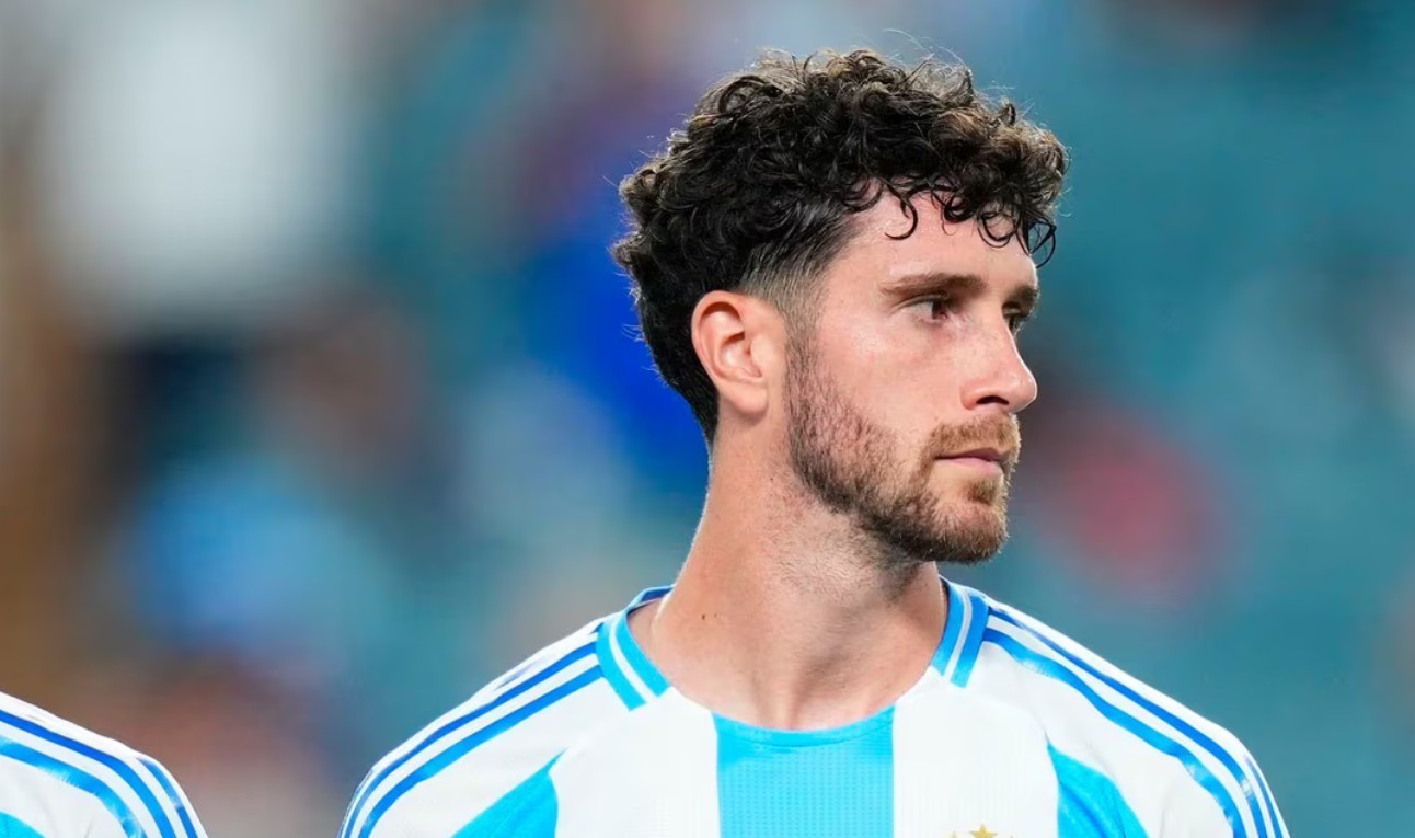 Marcos Senesi se sumó a la Selección Argentina en Kansas City tras la lesión de Balerdi | Deportes