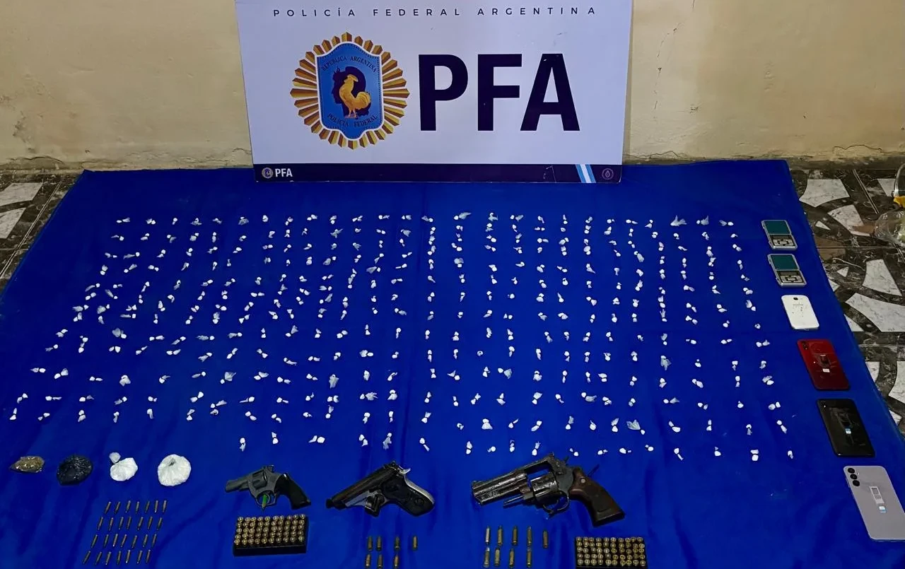 Crimen del policía federal: 35 allanamientos terminaron con detenidos y secuestro de armas | Rosario y la región
