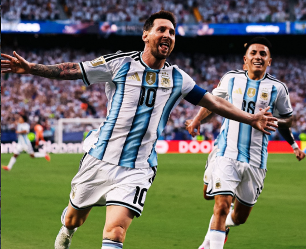 ¡Fiesta Albiceleste!: Con un Messi imparable, Argentina aplastó a Argelia en Kansas | Deportes