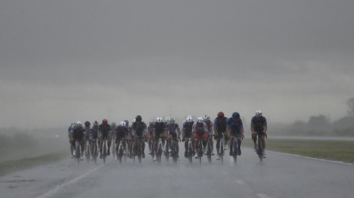 Ciclismo: La carrera Santa Fe-Rosario fue suspendida por razones climáticas | Rosario y la región