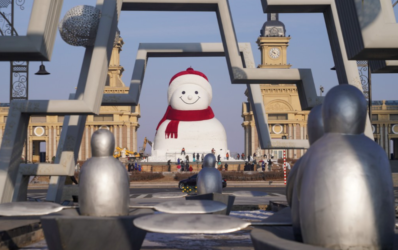 China finalizó la construcción del muñeco de nieve más grande del mundo | Internacionales