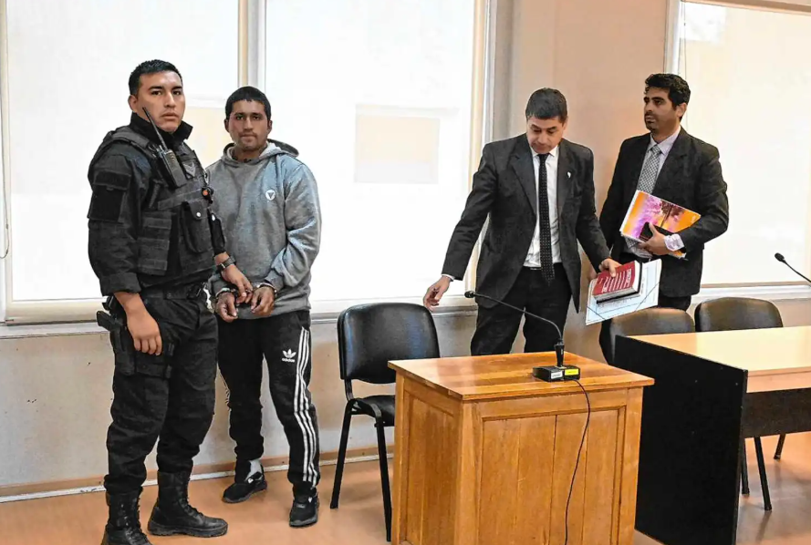 Un hombre intentó matar a su exmujer en la vía pública | Información General