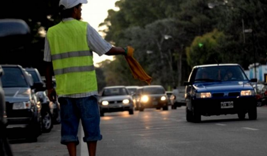 Rosario impulsa una mesa de trabajo para abordar la problemática de los cuidacoches | Rosario y la región