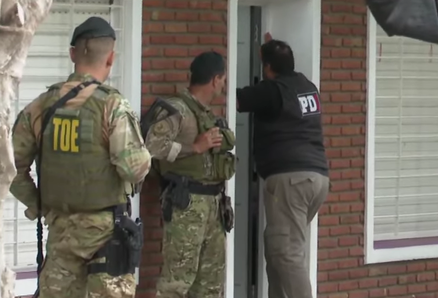 Violencia y  drogas, múltiples allanamientos: desmantelaron bunkers de droga en Rosario | Rosario y la región