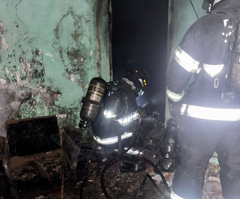 Incendio en vivienda de zona oeste causa daños, sin heridos | Rosario y la región
