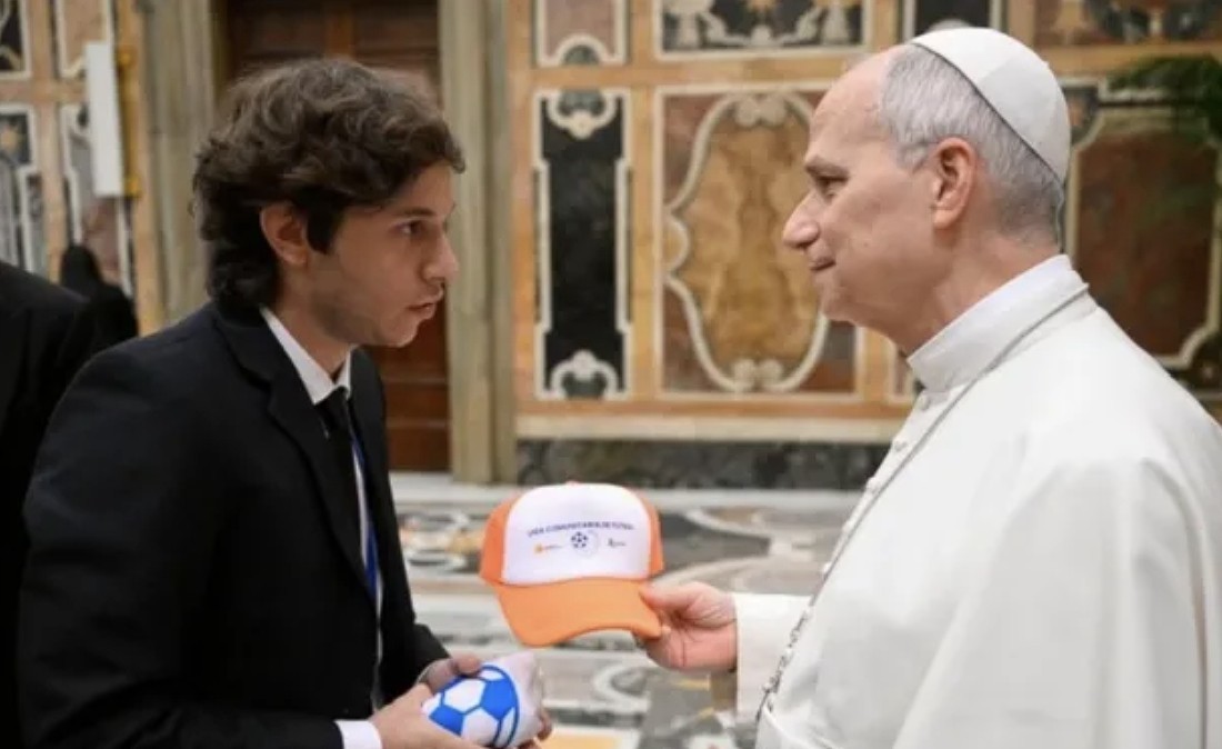 Proyecto rosarino de la Liga Comunitaria de Fútbol llegó al Papa León XIV | Rosario y la región