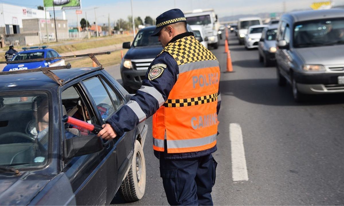 Córdoba busca legalizar las luces diurnas en rutas y una reforma a la Ley de Tránsito | Información General