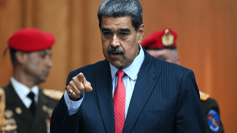 Maduro advierte a Kast tras su victoria en Chile: "¡A los venezolanos se respeta!" | Internacionales