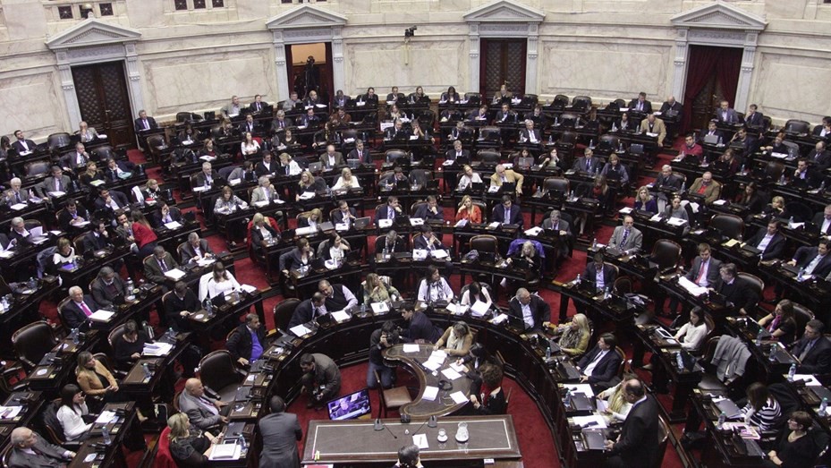 Tras las quejas del kirchnerismo, el proyecto de ley antidespidos ingresó a Diputados | Información General