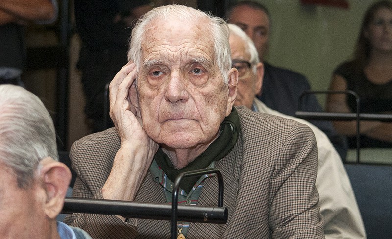 Plan Cóndor: condenaron a 20 y 25 años de prisión a Bignone y Riveros | Información General