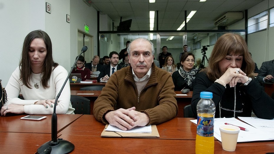 José López declaró que el dinero de los bolsos no era suyo: "Me usaron como chivo expiatorio" | Información General