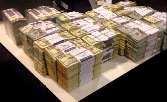 Florencia Kirchner apeló el embargo del dinero de sus cajas de seguridad | Información General