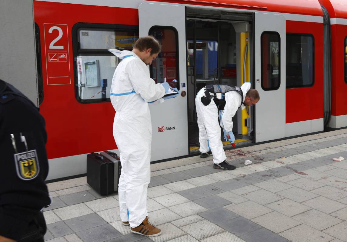 Alemania: Estado Islámico reconoció el ataque a hachazos de un joven contra pasajeros en un tren | Información General