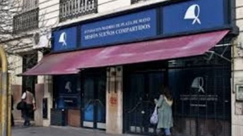 El juez fue a tomar indagatoria a Hebe de Bonafini y ella se negó a declarar | Información General