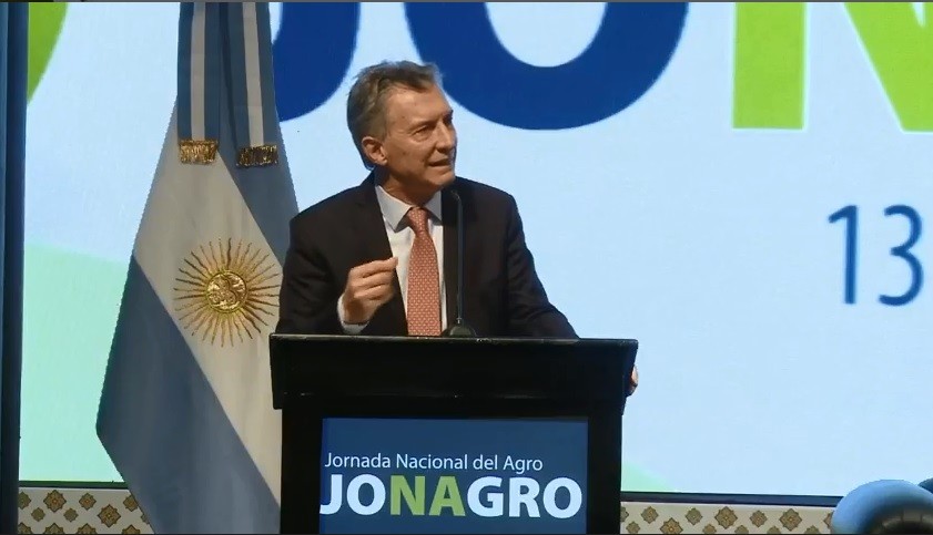 Macri destacó la "garra" del campo y pidió un "último esfuerzo" con el impuesto a las exportaciones | Información General