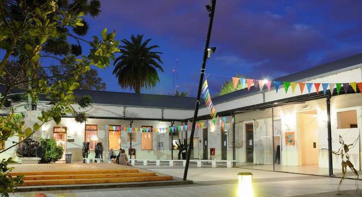 La ciudad de La Plata tendrá el primer cine del país abastecido con energía solar | Información General