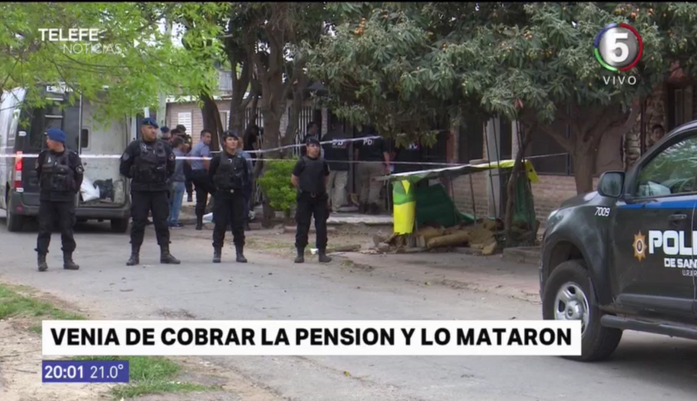 Asesinaron a un hombre en la puerta de su casa para robarle | Información General