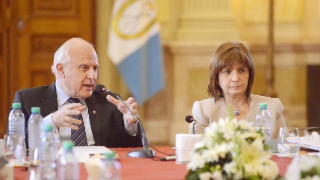 Tras la reunión, Bullrich aseguró que llegarán "muchos" efectivos de las fuerzas federales a la Provincia | Información General