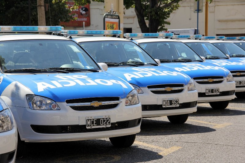 Imputaron a un falso policía por abusar sexualmente de 18 mujeres jóvenes en los últimos dos años | Información General