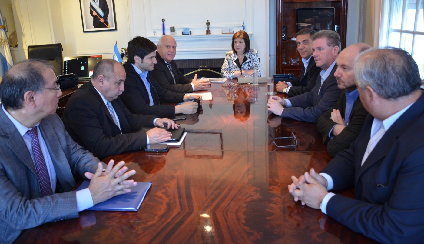 Bullrich confirmó que son 2984 los agentes federales que llegaron a Santa Fe | Información General