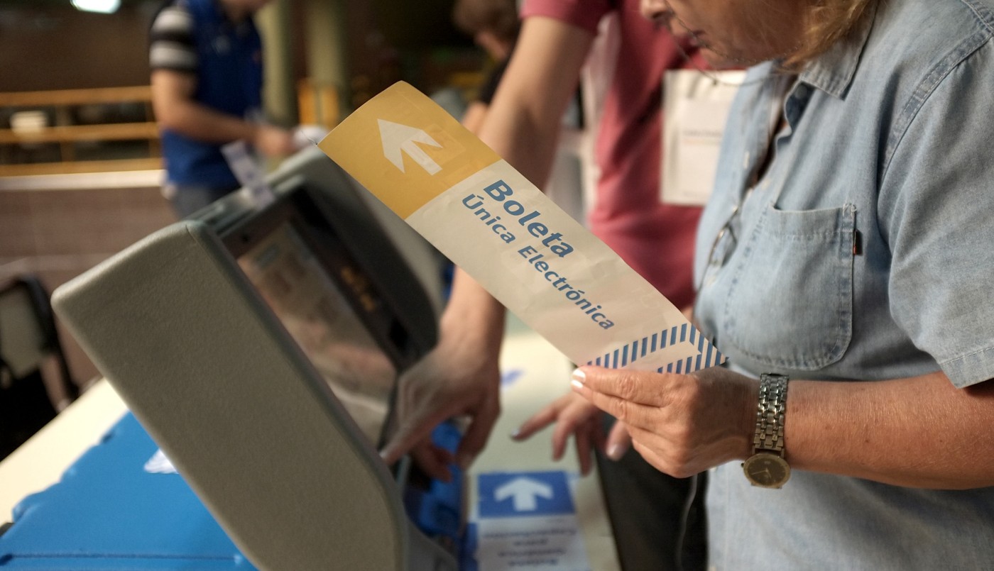 Diputados aprobó y giró al Senado la inclusión de la boleta electrónica para los comicios de 2017 | Información General