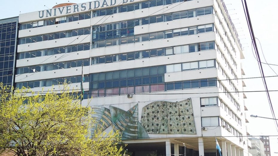 Denuncian la venta de títulos en la Universidad de Morón | Información General