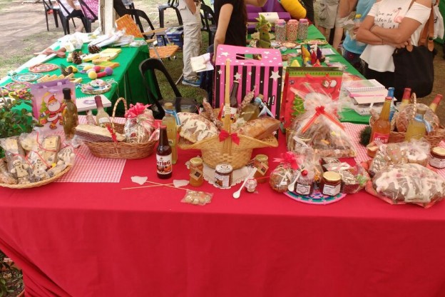 La Economía Social ofrece canastas navideñas con productos propios a precios accesibles | Información General