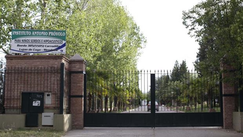 Abuso a chicos sordomudos: nuevo escándalo al conocerse presunto caso de zoofilia | Información General