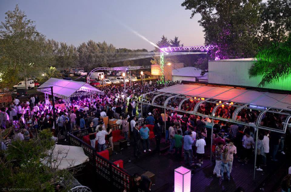 Arroyo Seco: allanaron una comisaría y el domicilio de un inspector municipal por las muertes en una fiesta electrónica | Información General