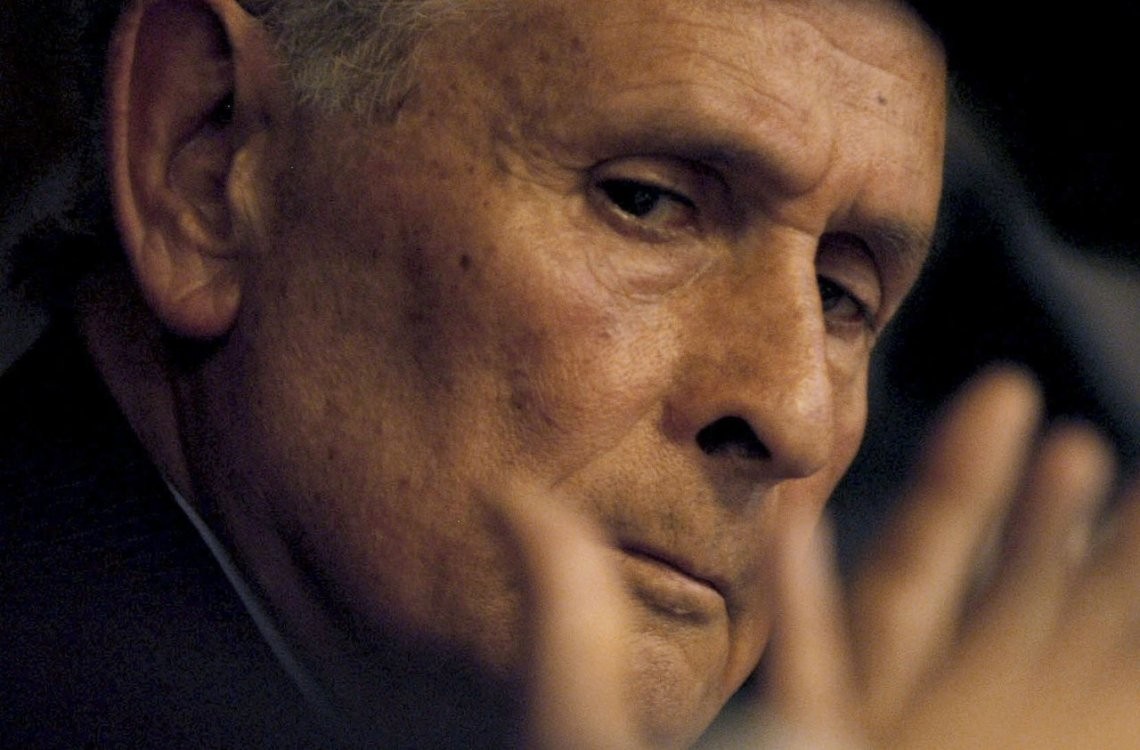 La Corte revocó la prisión domiciliaria al represor Miguel Etchecolatz | Información General