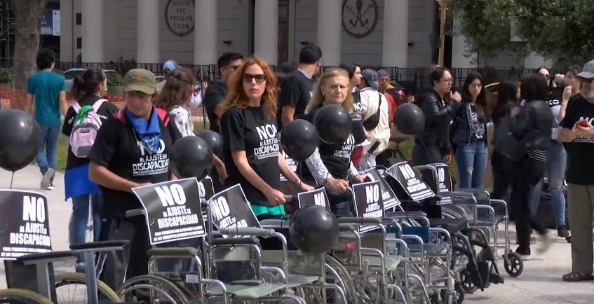 Marcha de sillas vacías contra el ajuste en discapacidad | Información General