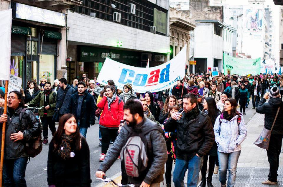 Docentes universitarios se suman al paro del lunes y martes de la semana próxima por una paritaria nacional | Información General