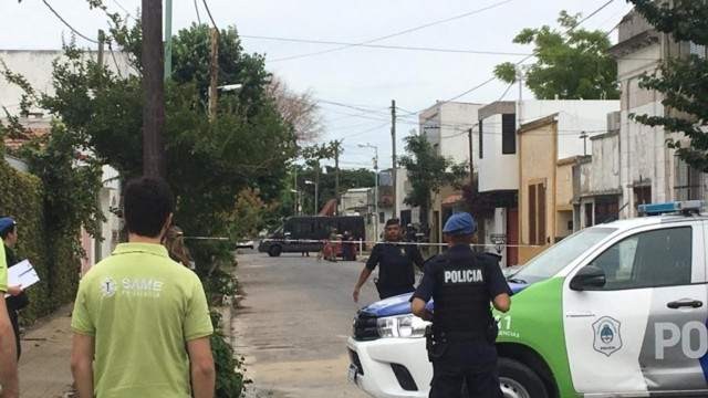 Se quitó la vida el hombre atrincherado que había matado a su hijastro de 10 años | Información General