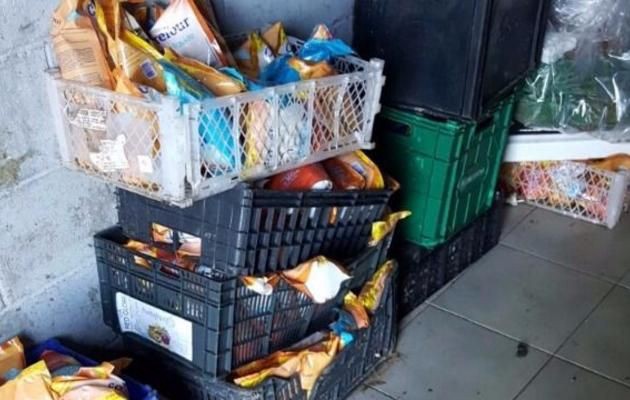 Detuvieron a dos policías y a otras 21 personas por la venta de alimentos y remedios vencidos que sacaban del Ceamse | Información General