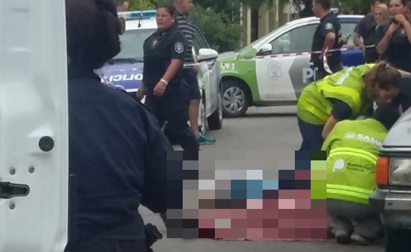 Un hombre mató a su expareja y se quitó la vida en plena calle | Información General